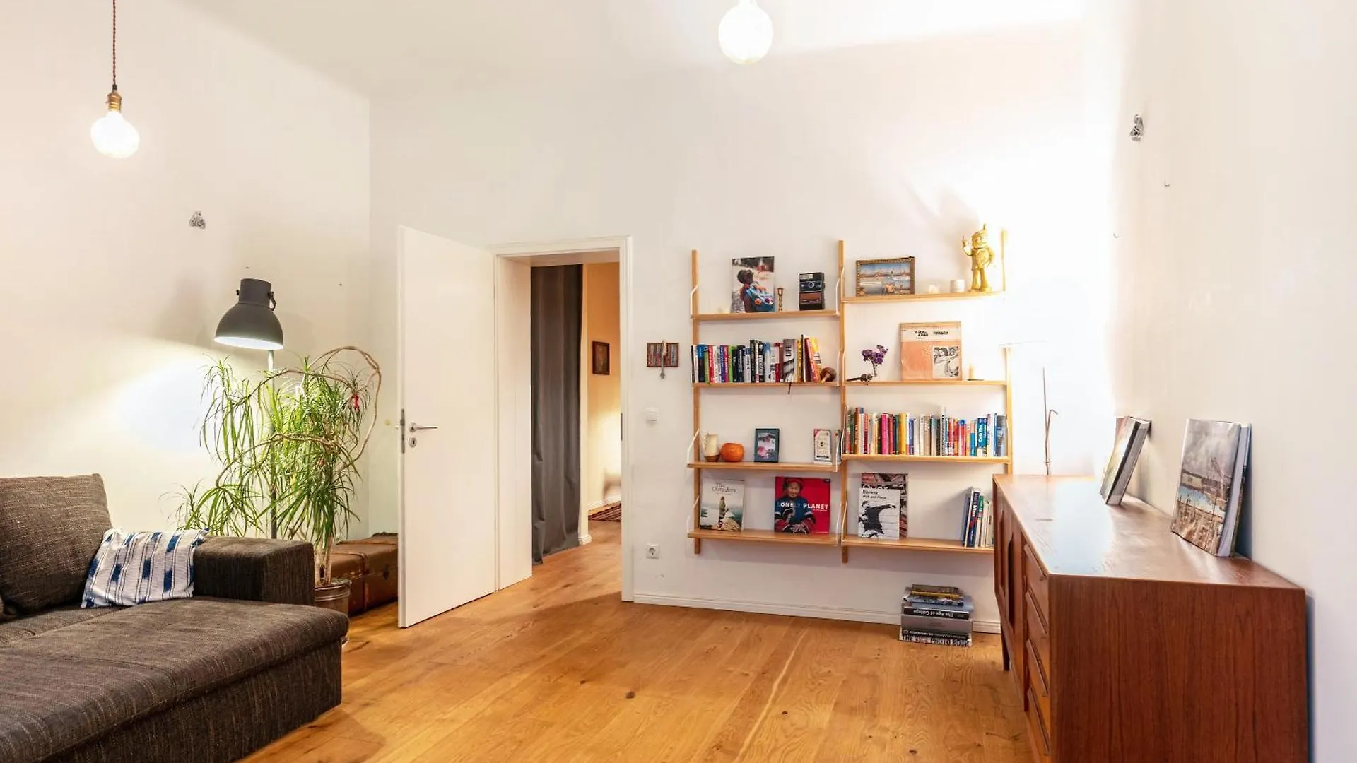 Schoene Dreizimmerwohnung Berlin Apartment